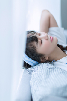女性自慰手不伸进去会感染吗